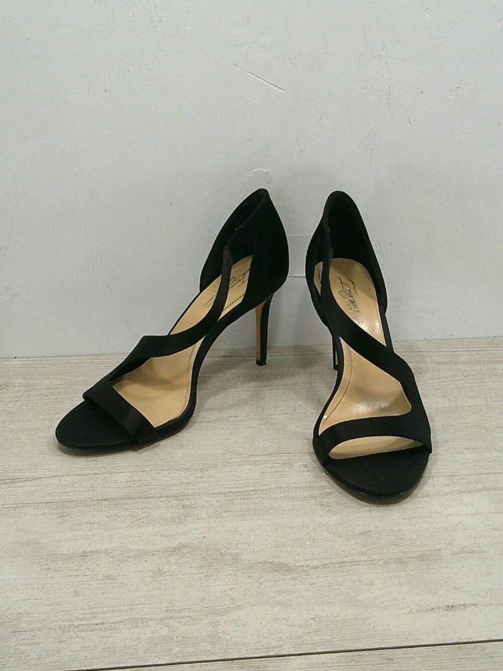 SEXY Imagine Vince Camuto IM-PURCH Black Stiletto Luxury Strappy Heels Size 8M